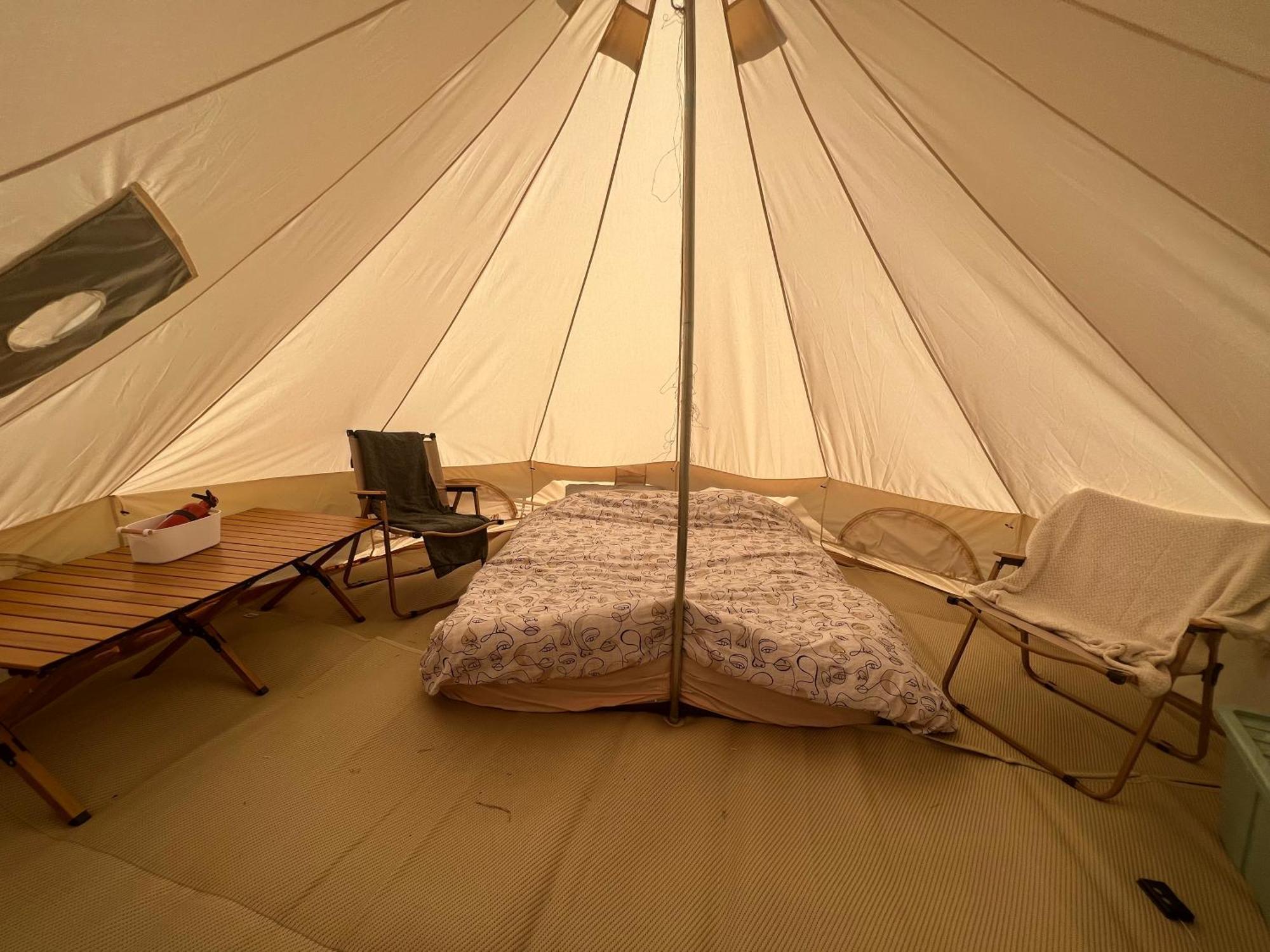 Bell Tent 4M And 7M Fossewold Cotswold Camping Moreton-in-Marsh Εξωτερικό φωτογραφία
