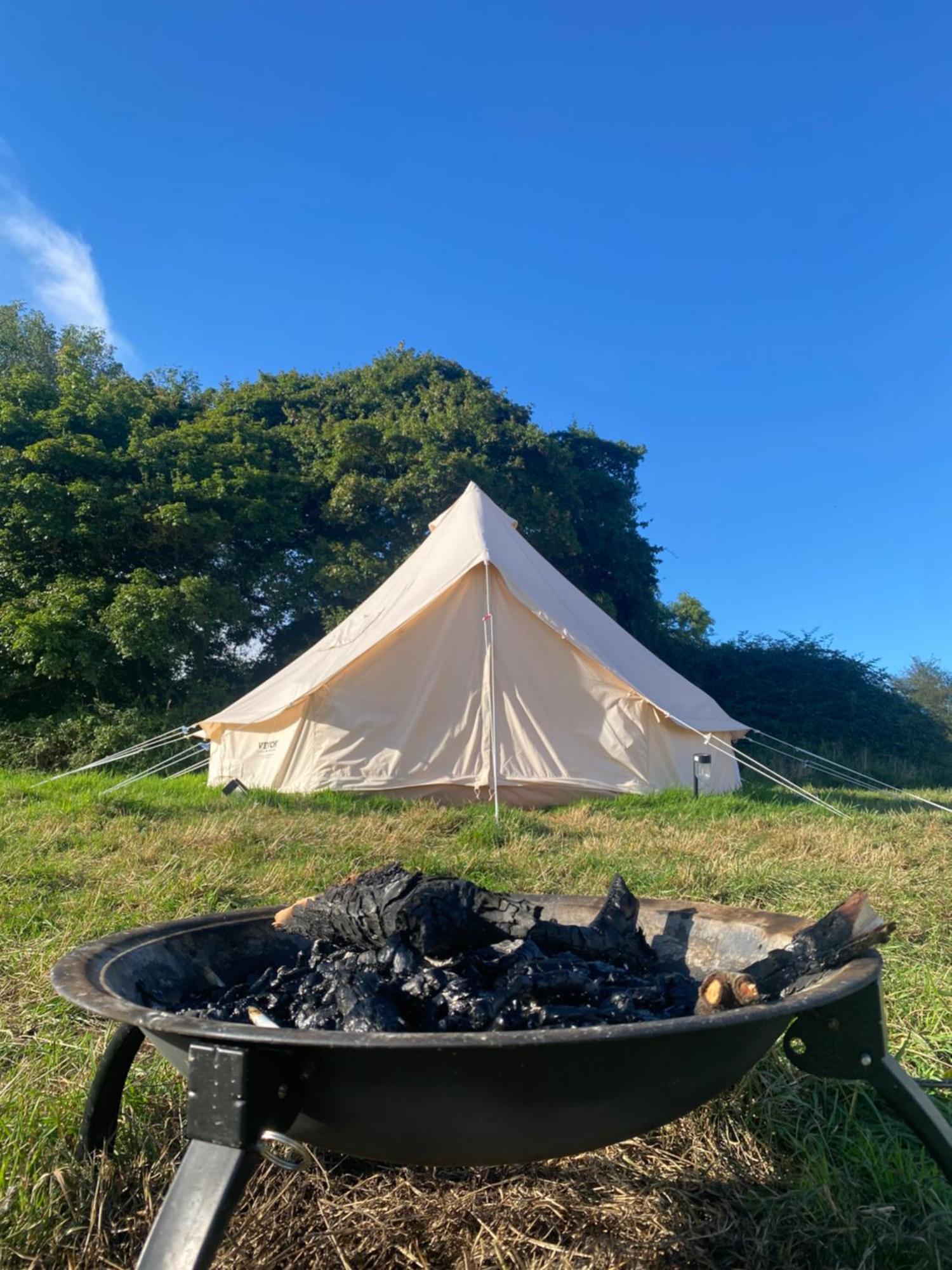 Bell Tent 4M And 7M Fossewold Cotswold Camping Moreton-in-Marsh Εξωτερικό φωτογραφία